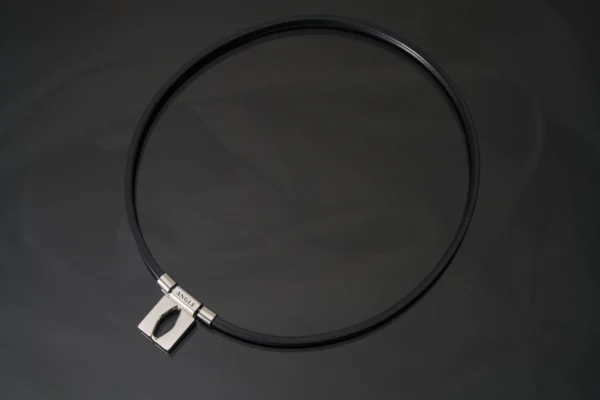 【磁気ネックレス】ANGLE e.MODEL 01 NECKLACE - 画像 (2)